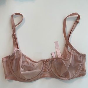 Victoria’s Secret unlined nude dream angels balconet